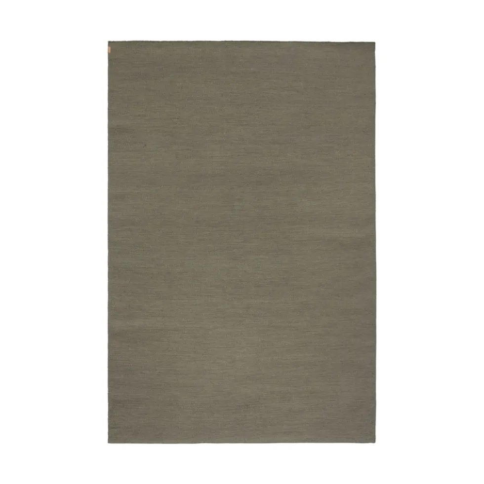 Roots Living Plain Wool -villamatto