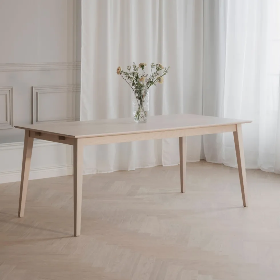 Rowico Filippa-ruokapöytä, jatkettava