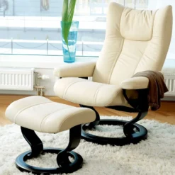 Stressless Wing -lepotuoli + rahi